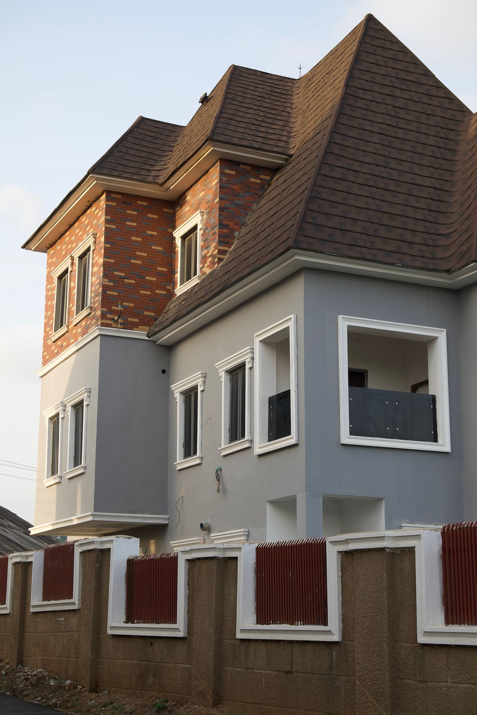 Luxury Estates — Residential